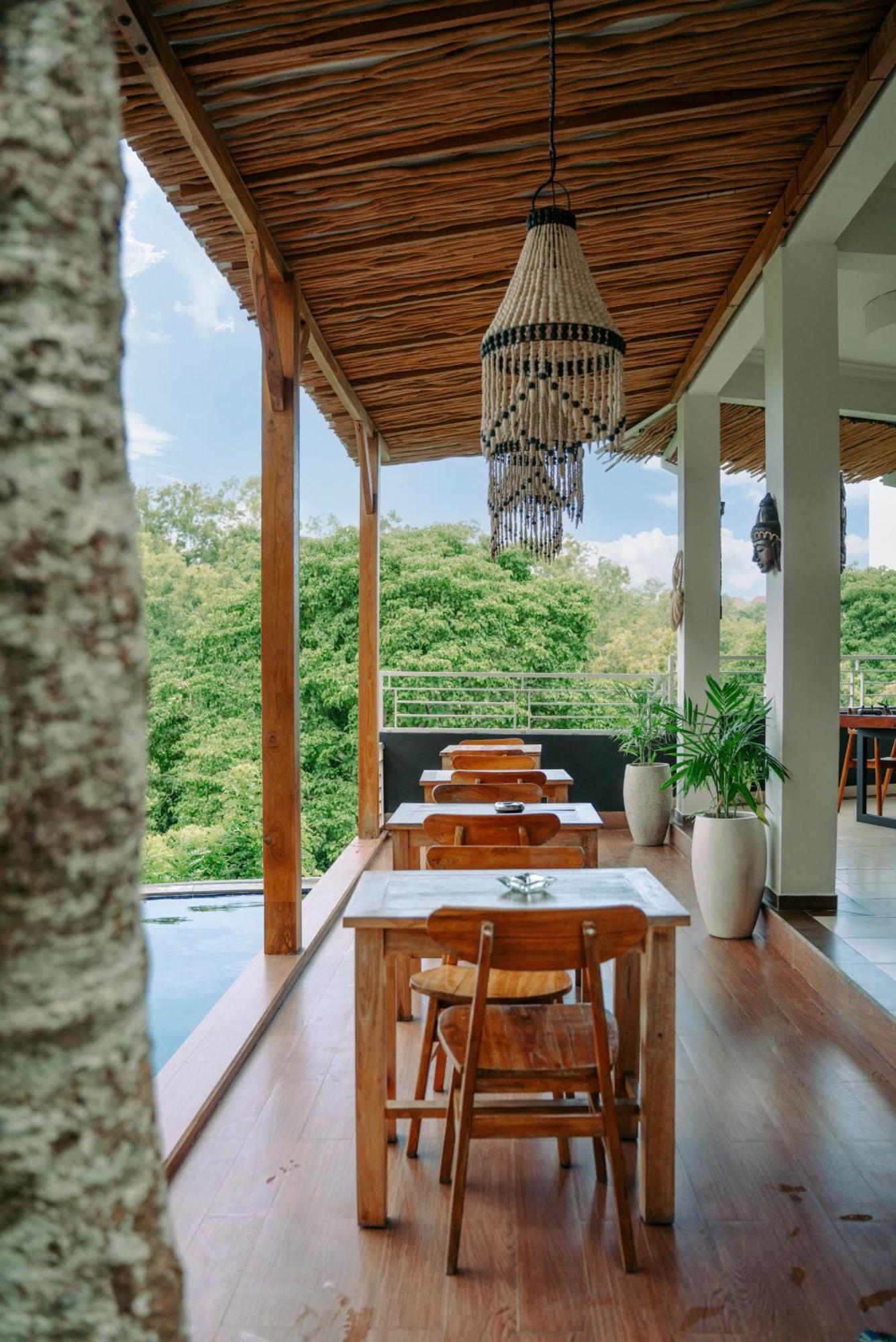 Bagus Ink Surf Camp Hostel Uluwatu Екстериор снимка