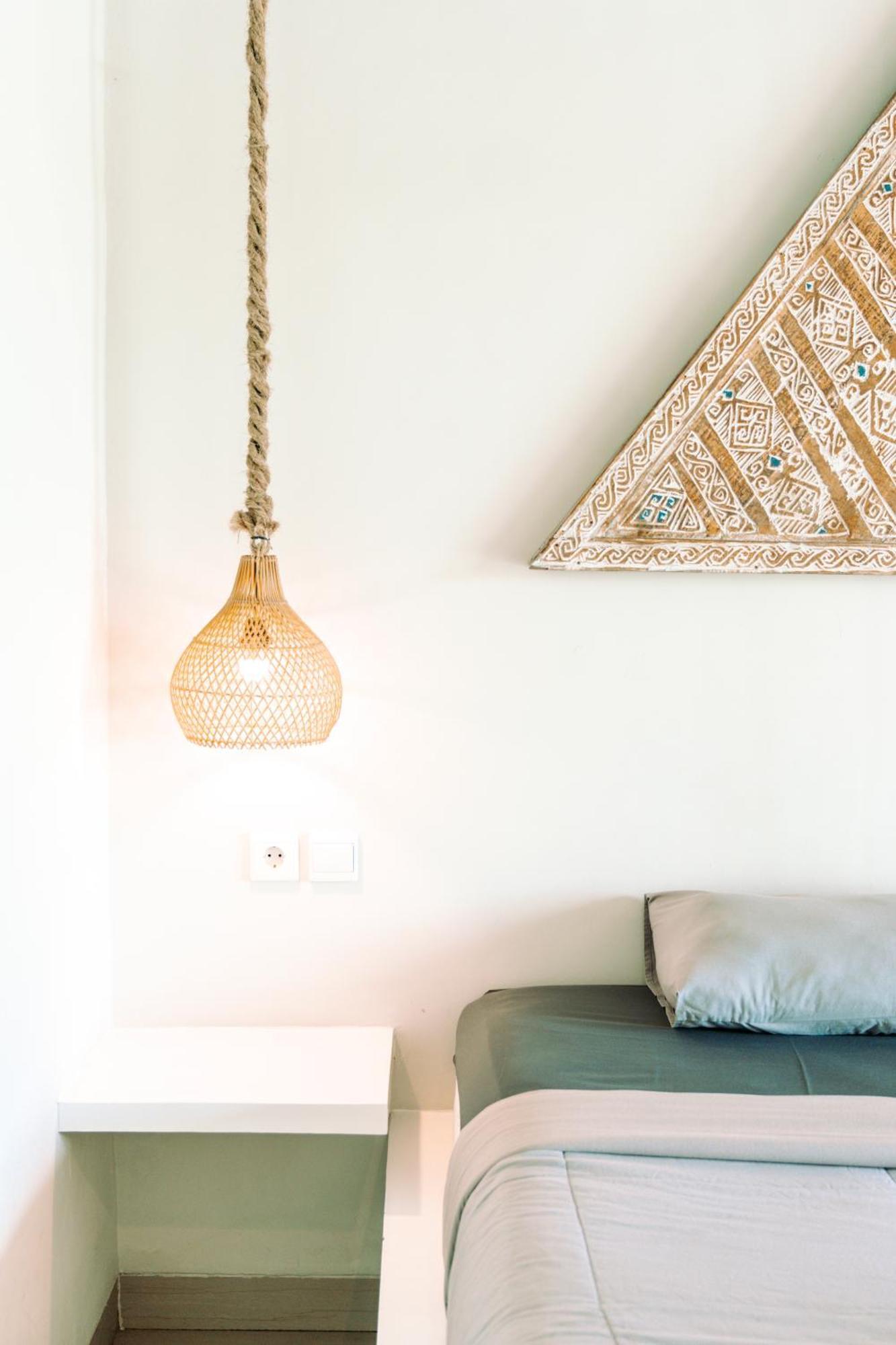 Bagus Ink Surf Camp Hostel Uluwatu Екстериор снимка