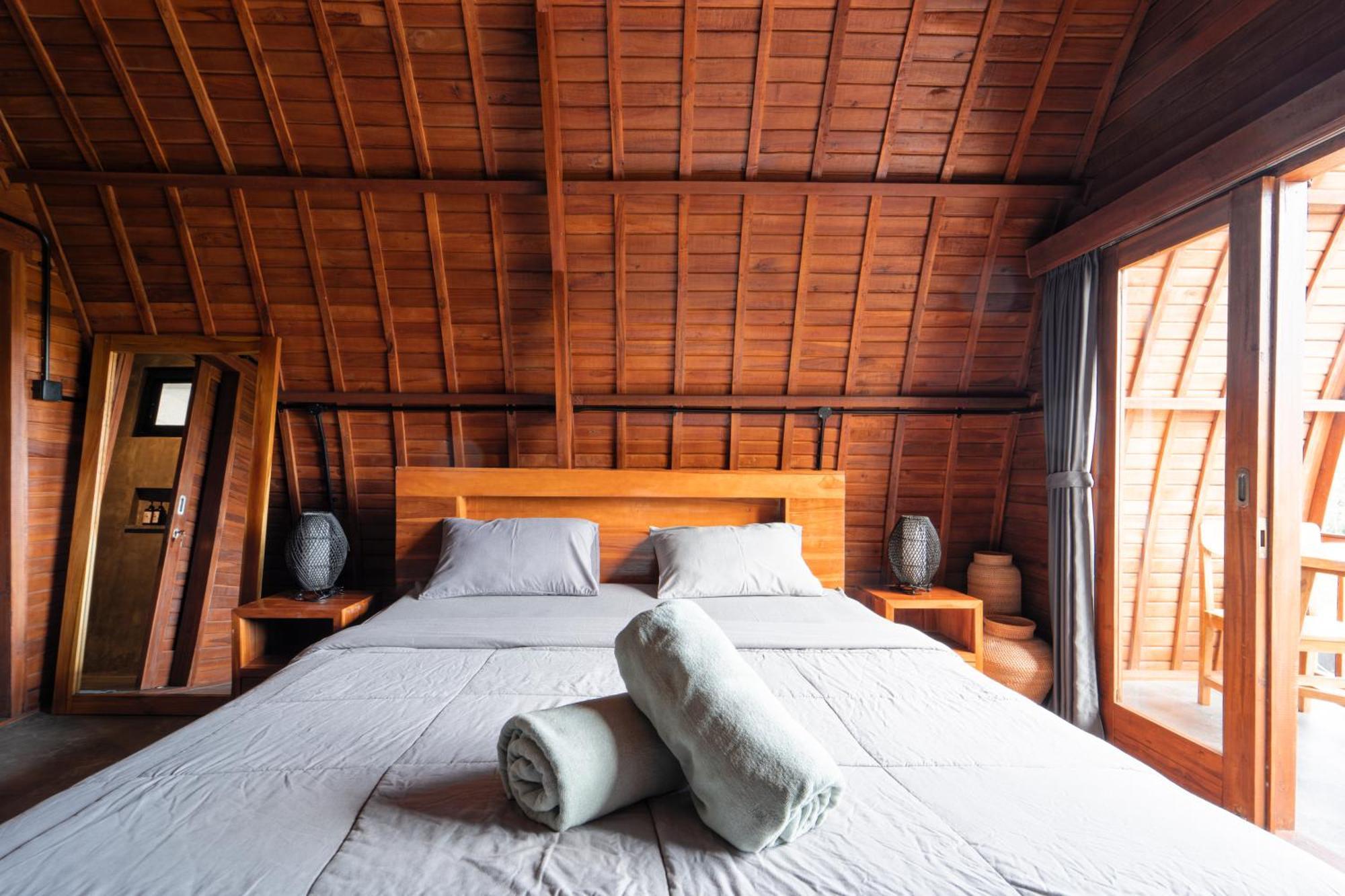 Bagus Ink Surf Camp Hostel Uluwatu Екстериор снимка